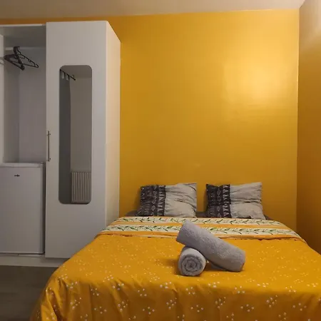 Paris Cosy Private With Shared Space - Privee Avec Espace Commun Paris
