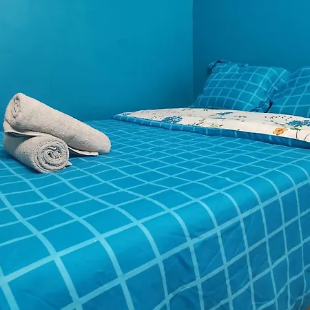 Paris Cosy Private With Shared Space - Privee Avec Espace Commun Paris Bed & Breakfast *