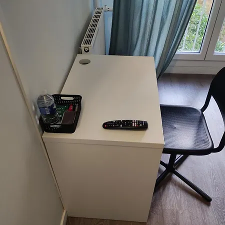Paris Cosy Private With Shared Space - Privee Avec Espace Commun Paris Bed & Breakfast Vitry-sur-Seine