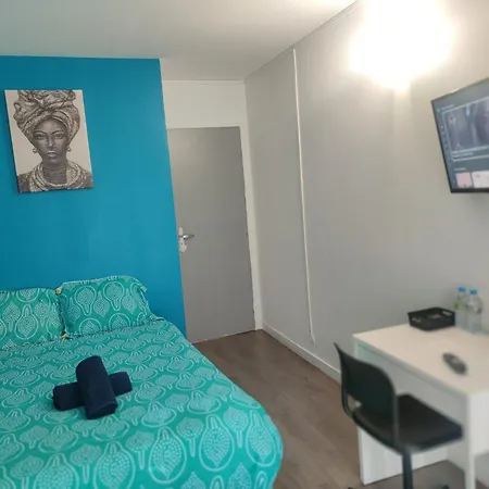 Paris Cosy Private With Shared Space - Privee Avec Espace Commun Paris *