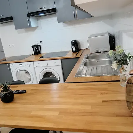 Paris Cosy Private With Shared Space - Privee Avec Espace Commun Paris Bed & Breakfast Vitry-sur-Seine