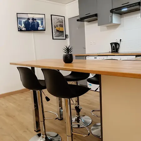 Paris Cosy Private With Shared Space - Privee Avec Espace Commun Paris Bed & Breakfast